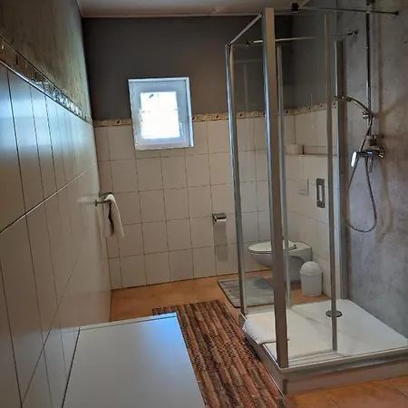 بيت ضيافة Dehn