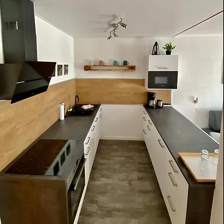 Dehn Guest house 3*